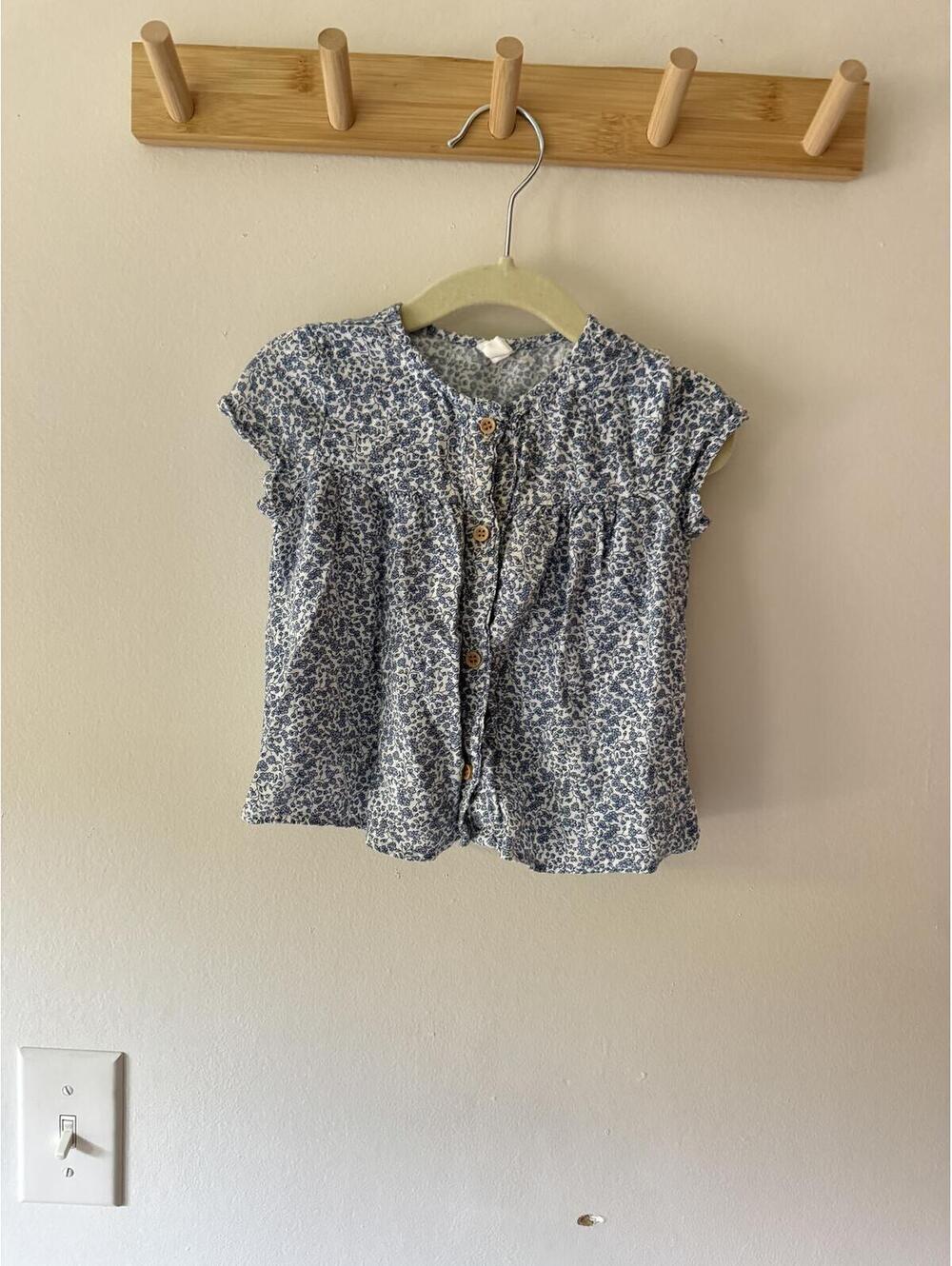 H&M floral cotton button up tee shirt